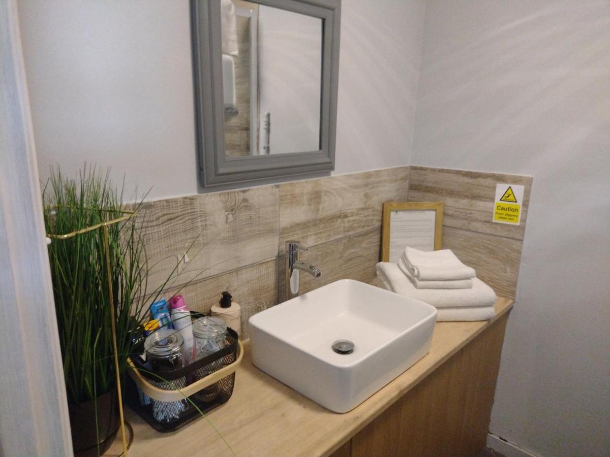The Crown Inn Keynsham Bilik gambar