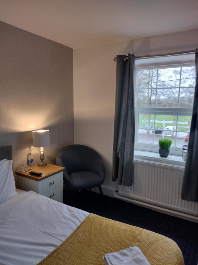 The Crown Inn Keynsham Luaran gambar