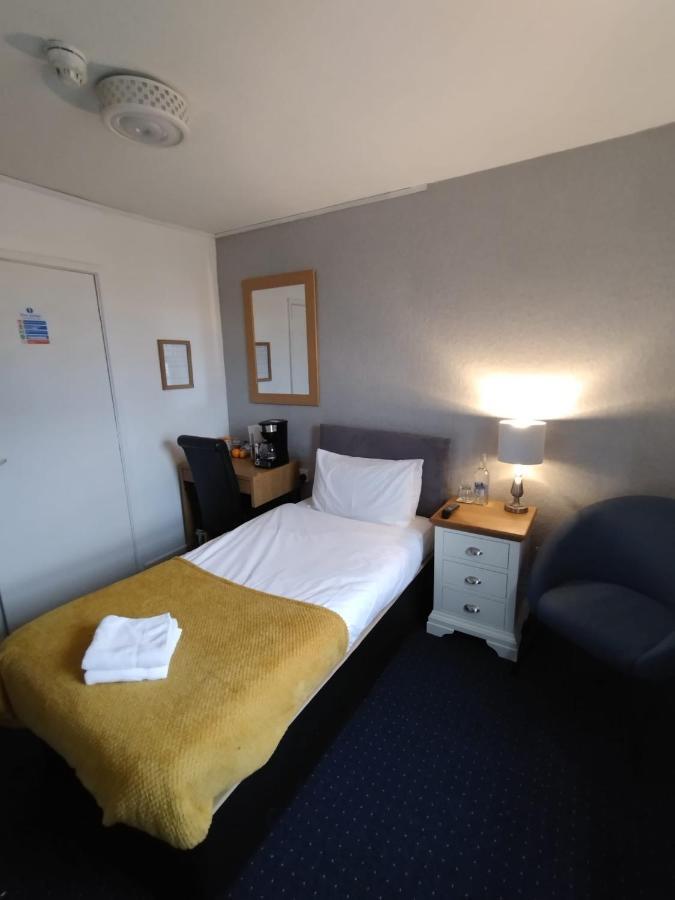 The Crown Inn Keynsham Luaran gambar