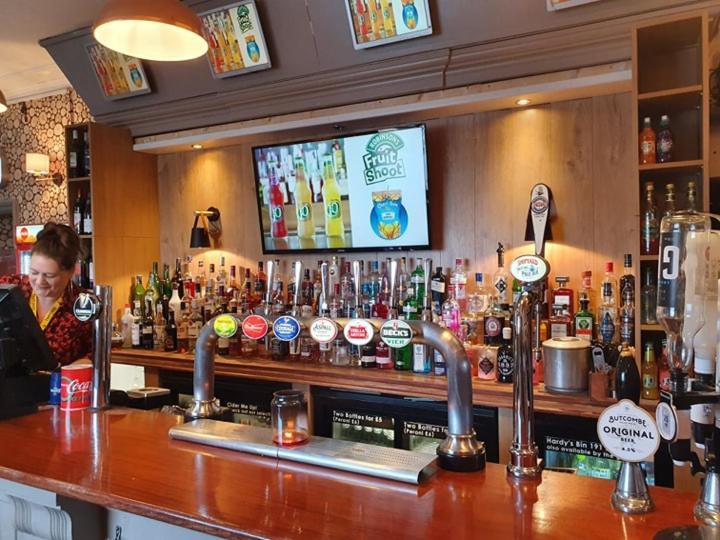 The Crown Inn Keynsham Luaran gambar